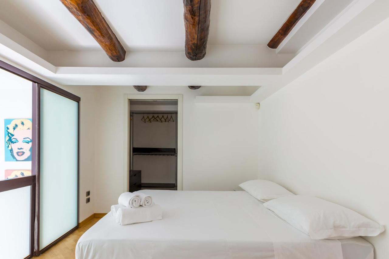 Design & Studio Duplex At National Museum نابولي المظهر الخارجي الصورة