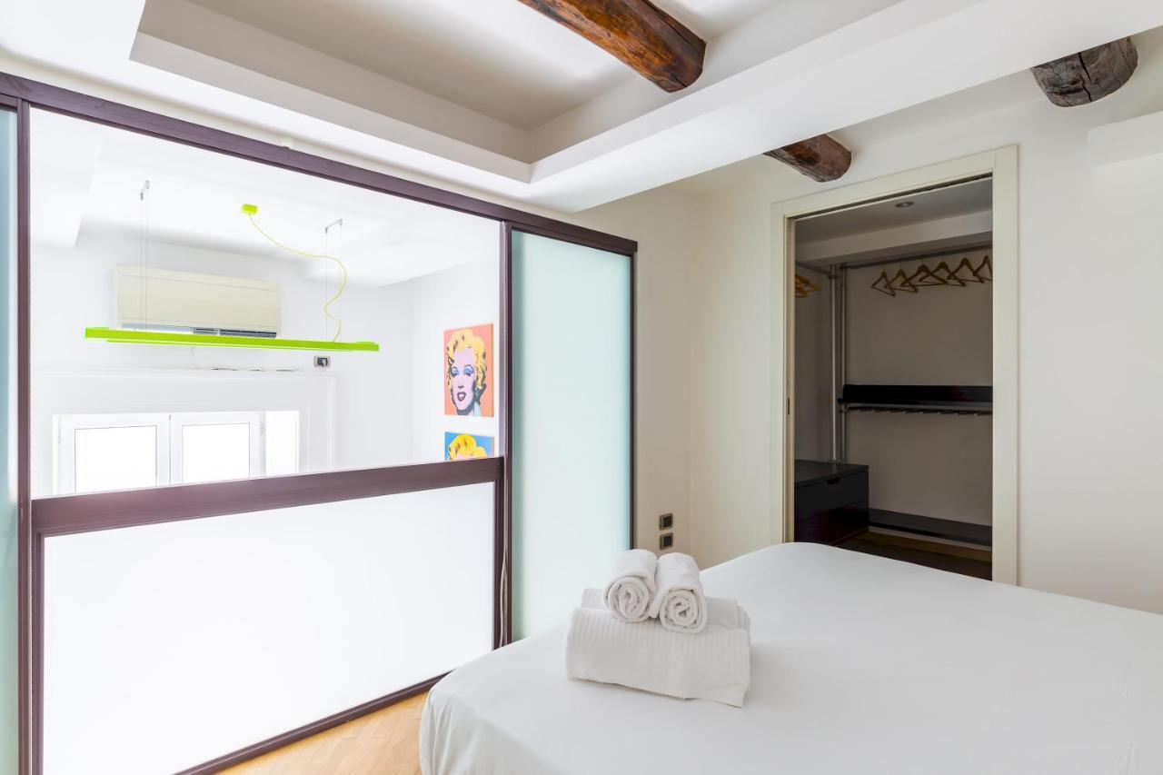 Design & Studio Duplex At National Museum نابولي المظهر الخارجي الصورة